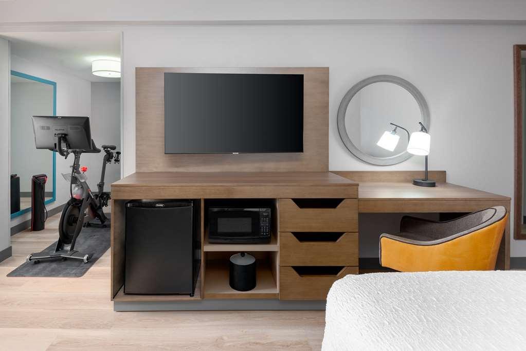 Hampton Inn Hartford Airport Windsor Locks Szoba fotó