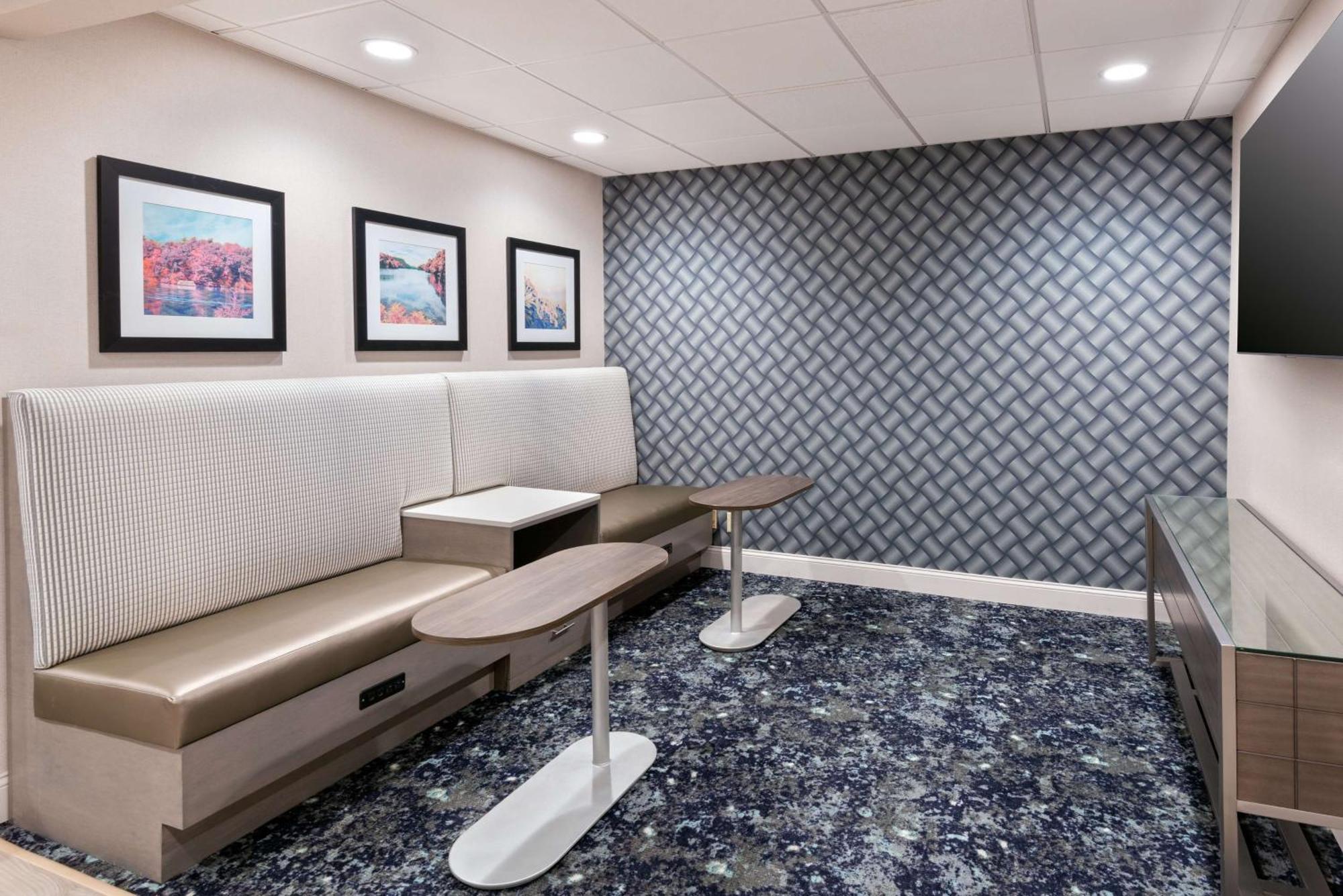 Hampton Inn Hartford Airport Windsor Locks Kültér fotó