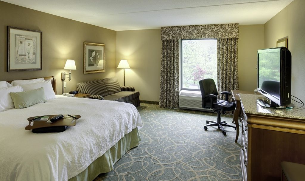 Hampton Inn Hartford Airport Windsor Locks Szoba fotó
